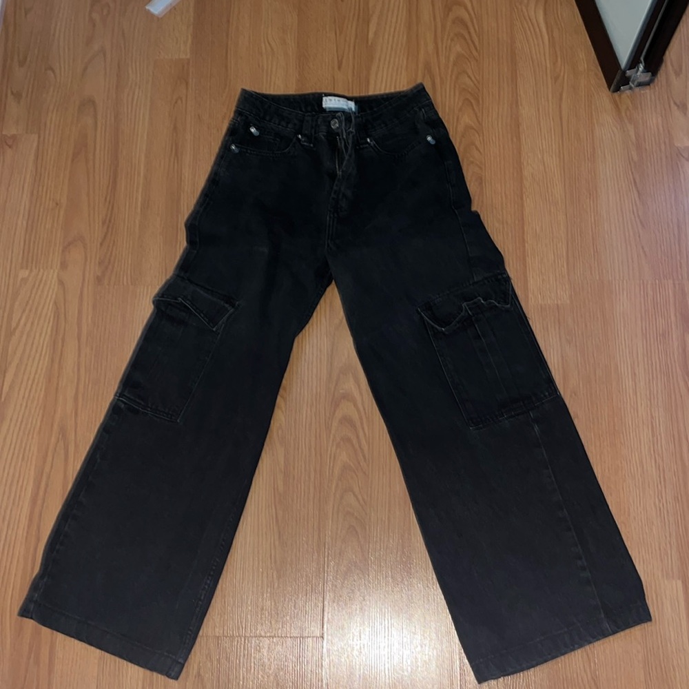Black baggy jeans